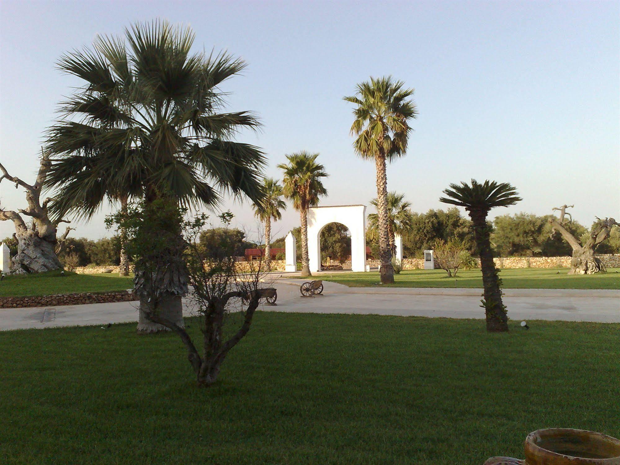 Masseria Relais Del Cardinale Fasano Exterior foto